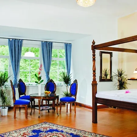 Holiday home Grosses Gutshaus Mit Pool
