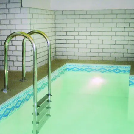 Grosses Gutshaus Mit Pool *